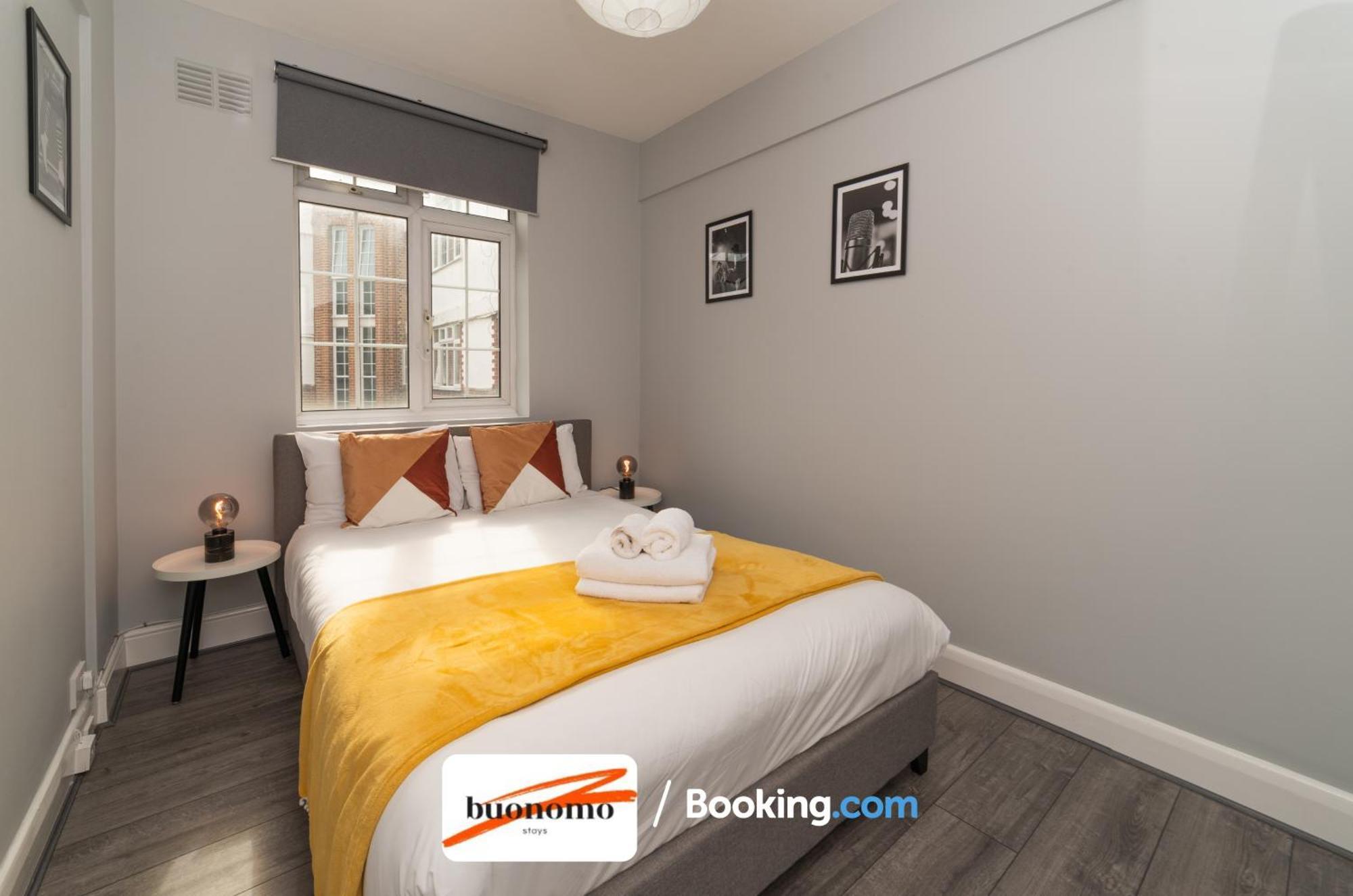 Two Bedroom Apartment By Buonomo Stays Short Lets & Serviced Accommodation With Balcony Londyn Zewnętrze zdjęcie