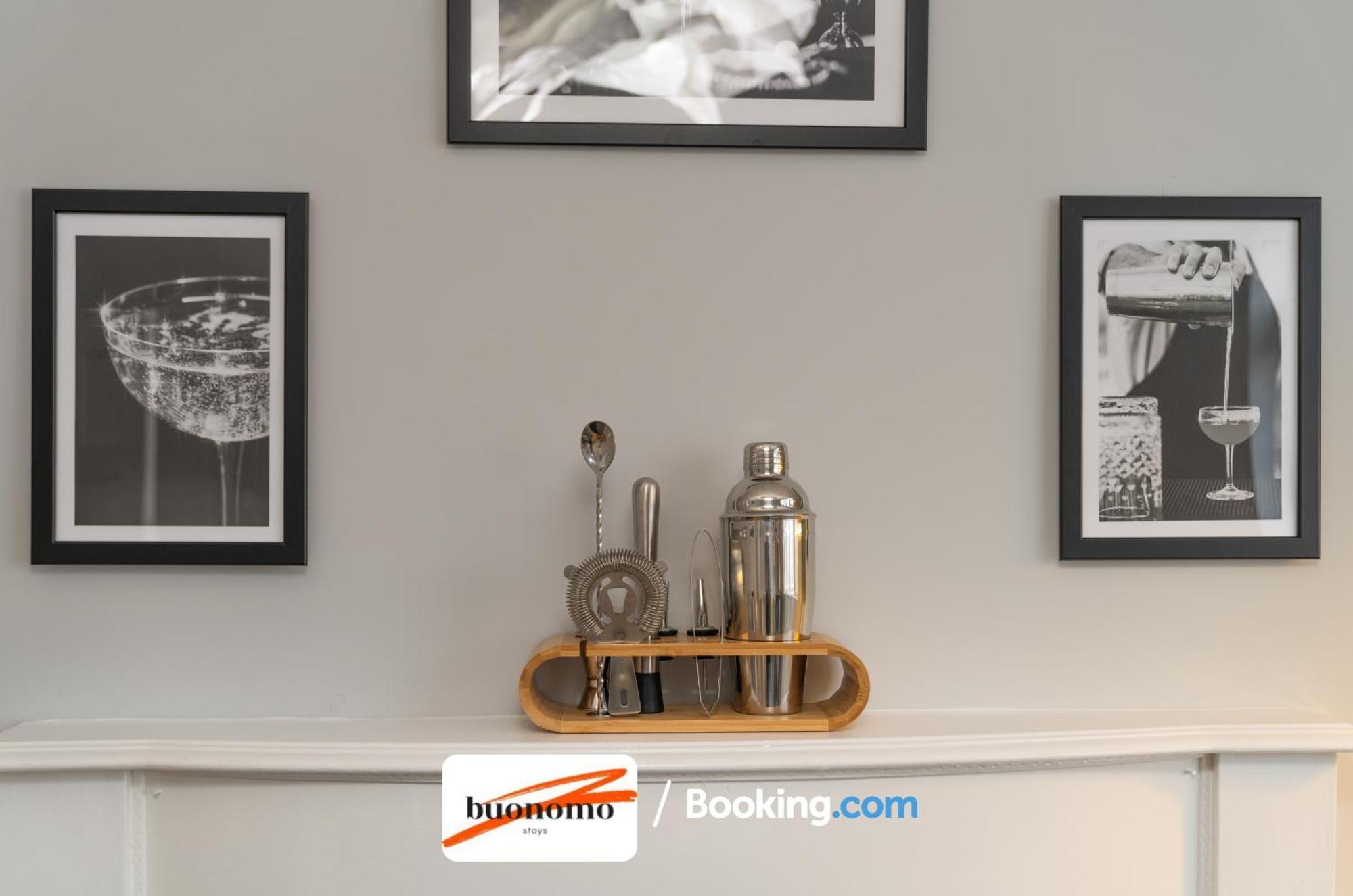Two Bedroom Apartment By Buonomo Stays Short Lets & Serviced Accommodation With Balcony Londyn Zewnętrze zdjęcie
